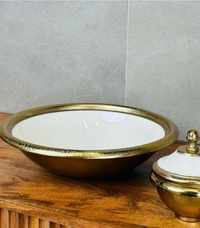 קערה עגולה נחושת הודית ובז'
